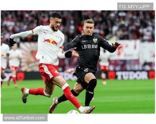 拜仁横扫云达，轻松取胜继续领跑德甲积分榜